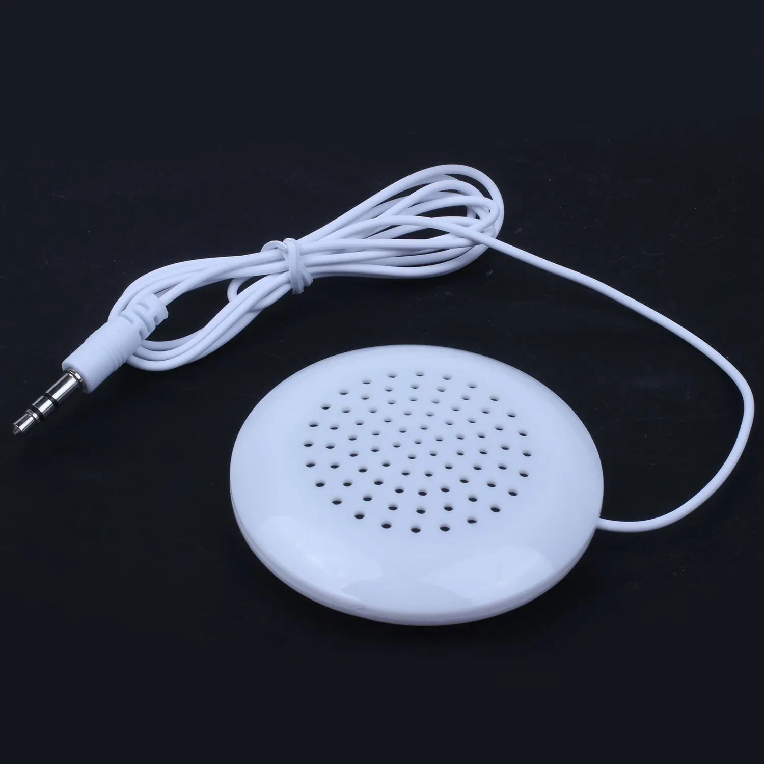 Hot New 3.5mm Portable Mini Speaker Pad for MP3 MP4 CD Phone White
