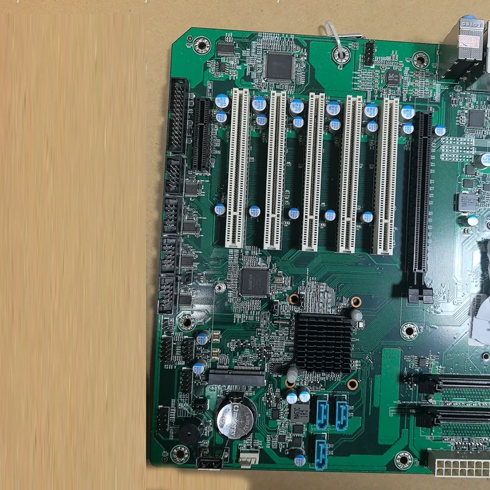 AEM-125C اللوحة الأم للتحكم الصناعي LGA1151