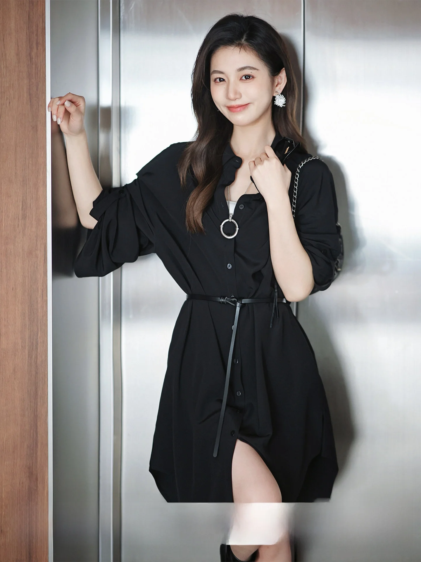 

Шелковое платье-рубашка Annie Zhao Daxi из 100% шелка с воротником и поясом в тон, элегантное, для офиса, простое и изысканное