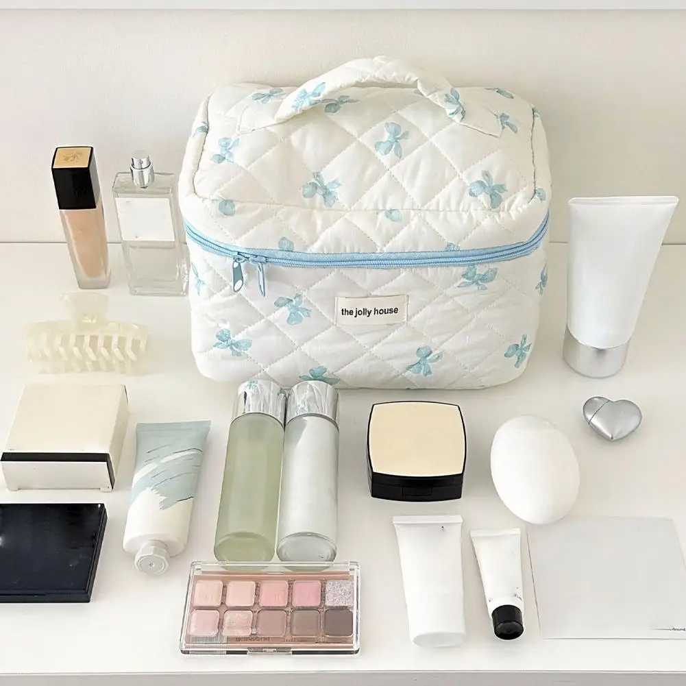 Borsa cosmetica borsa per il trucco con fiocco bianco piccola borsa da toilette portatile per studenti fresca e carina borsa da toilette trapuntata