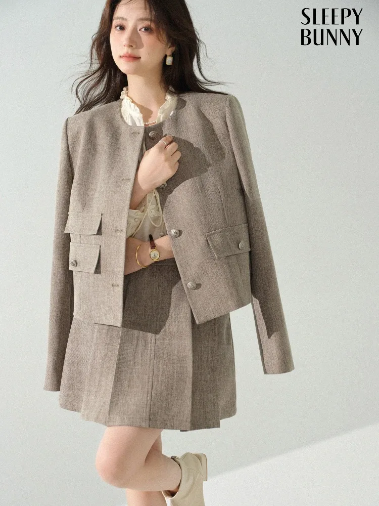 

Elegant Tweed Two Piece Set Women Short Cropped Jacket and Pleated Mini Skirt Chic High Waist Outfit Autumn Office or Daily Wear