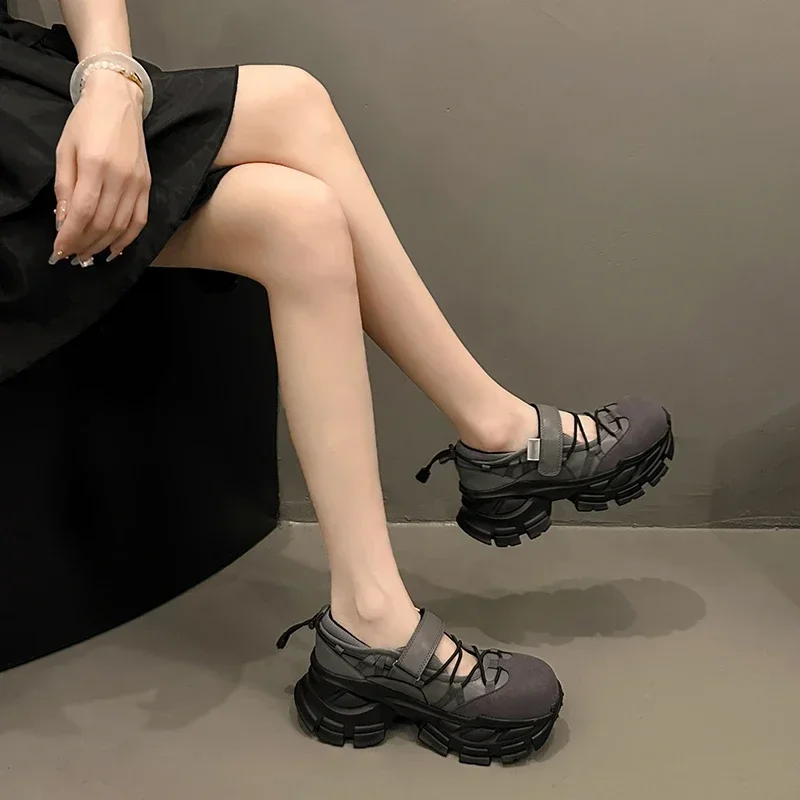 Chaussures de dehors Respirantes à Semelles Optiques Ajourées pour Femme, Entièrement Confortables, Résistantes à l'Usure, de Haute Qualité, Décontractées, à la Mode, 2024