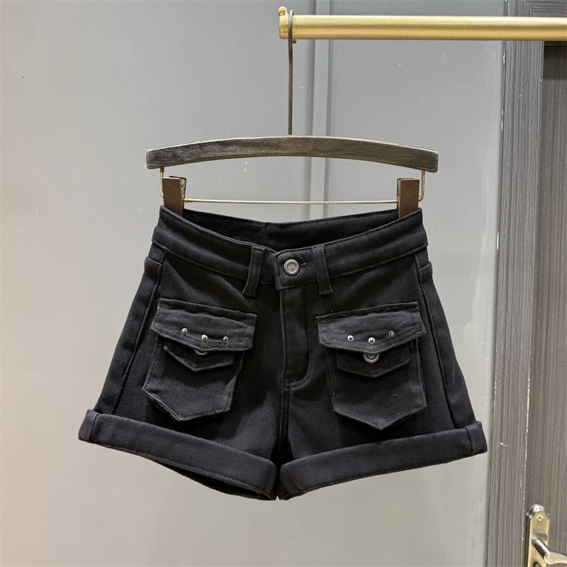 กางเกงยีนส์ขาสั้นทรงบูทขาบานเอวสูงทรงสลิมสำหรับผู้หญิง ผ้าฟลีซบุซับใน ขอบรีดสไตล์อเมริกัน คอลเลคชั่นใหม่ ฤดูใบไม้ร่วง-ฤดูหนาว ปี 2025