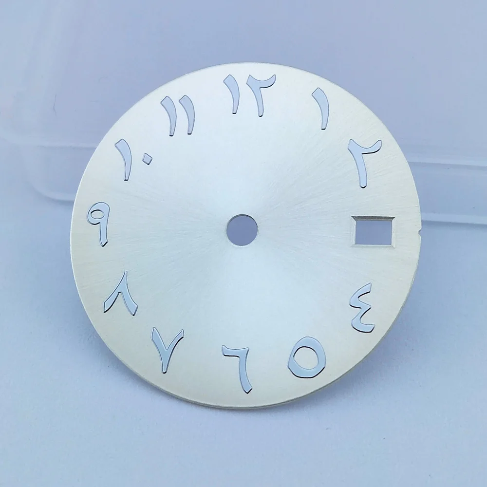 Quadrante dell'orologio da 28.5mm quadrante NH35 quadrante con numeri arabi LOGO personalizzato fai da te accessori per orologi stampati al Laser adatti per il movimento NH35/NH36