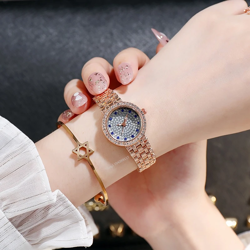 Relógio de quartzo feminino senhora iced out relógios de ouro relógio de luxo relógio de quartzo para mulher relógios dobráveis fivela reloj mujer