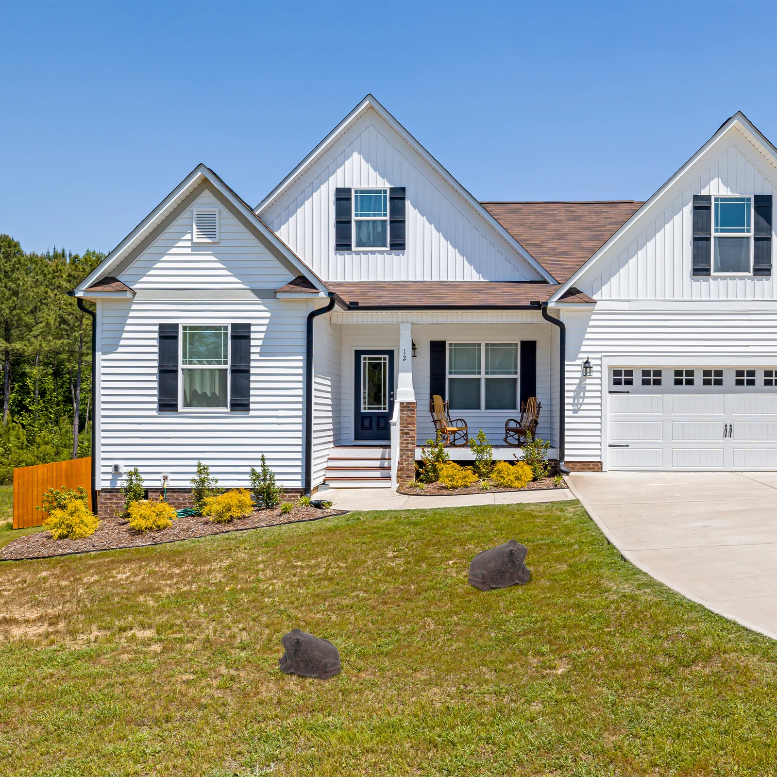 

BESPORTBLE Fake Rock Outdoor Key Holder Hidden Storage Garden Hider Resin for House Fob