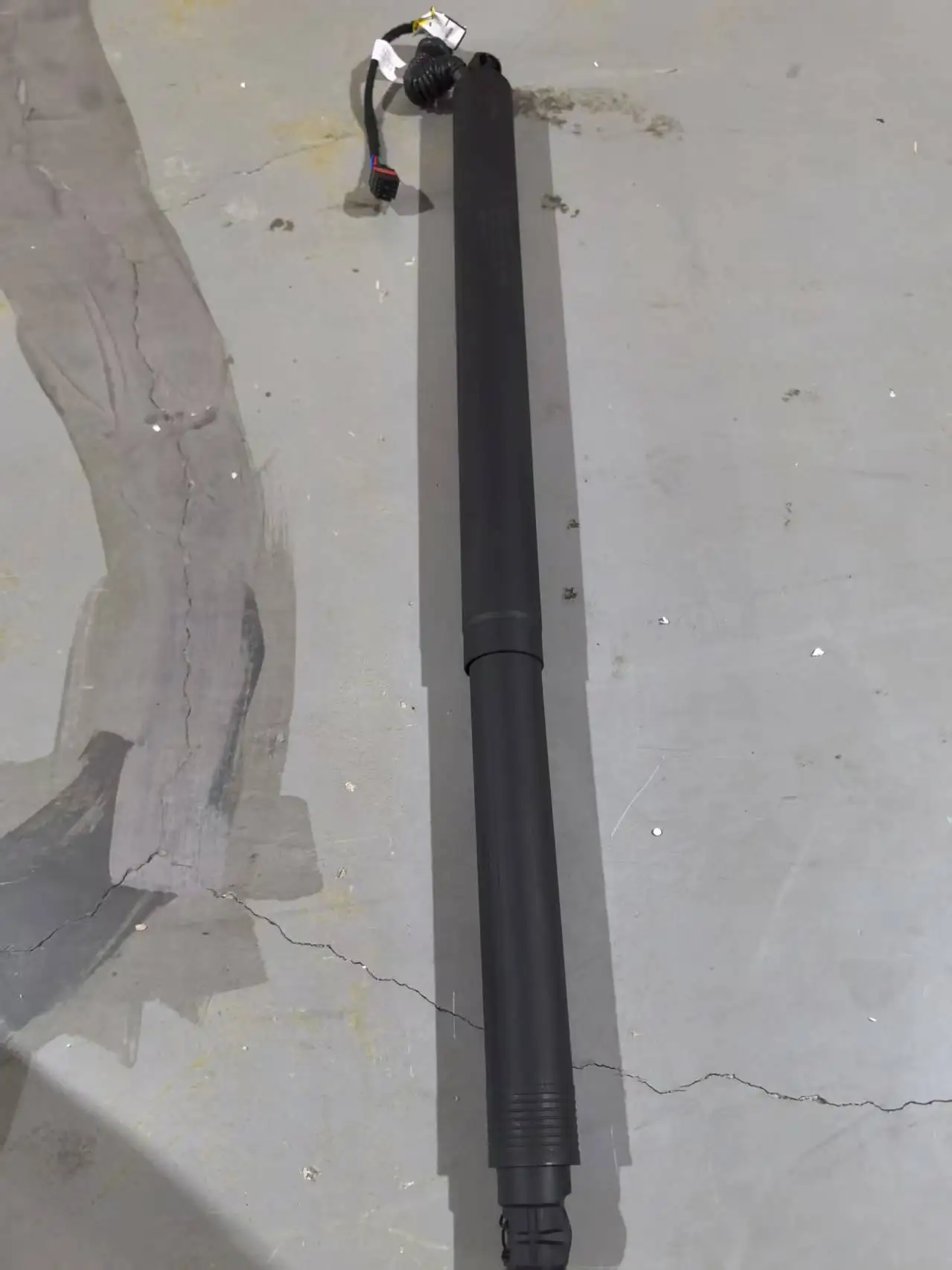 

Hot Sales3V9827851D Auto Parts Power Liftgate Tailgate Strut Car Trunk for Skoda Superb III 2016-2023