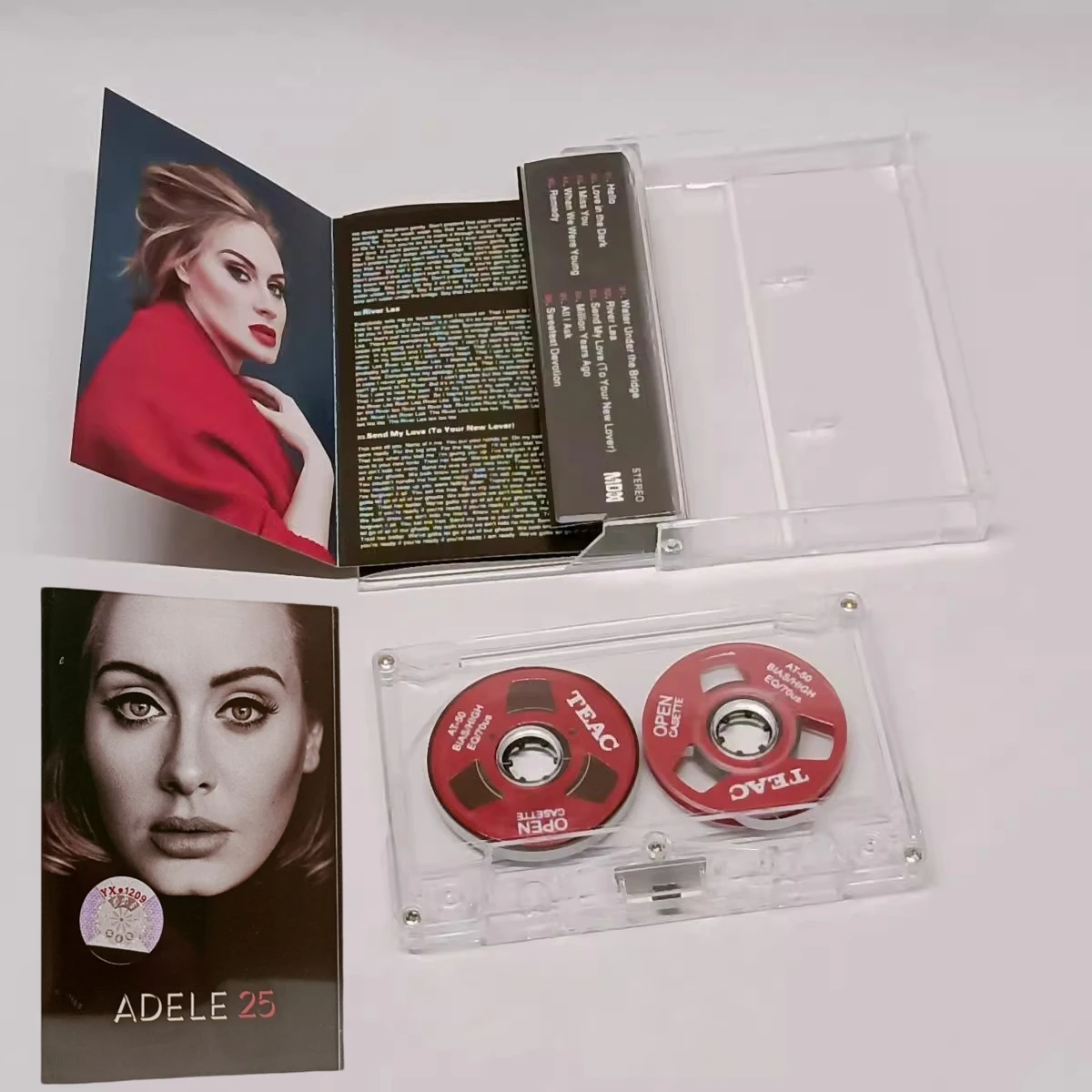 New Adele Adkins Music Cassettes《25》Album Hello Metal CD Music Record Tape Cosplay Walkman Car Party Music Soundtracks Box Gifts