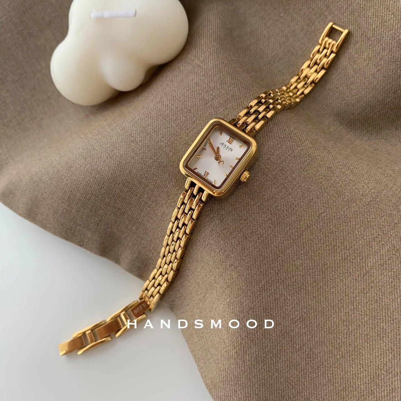 Korean casual fashion retro temperament small dial light luxury versatile ladies quartz watch high quality luxury watch