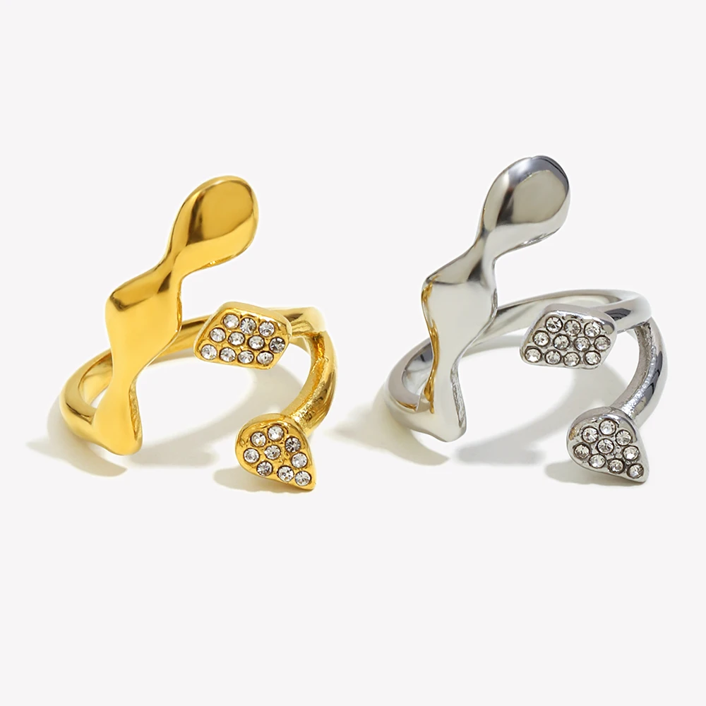 E.B.belle 18K Gold Plated Trendy Abstract Fish Ring High Quality Stainless Steel Women Fashion Jewelry Accessories