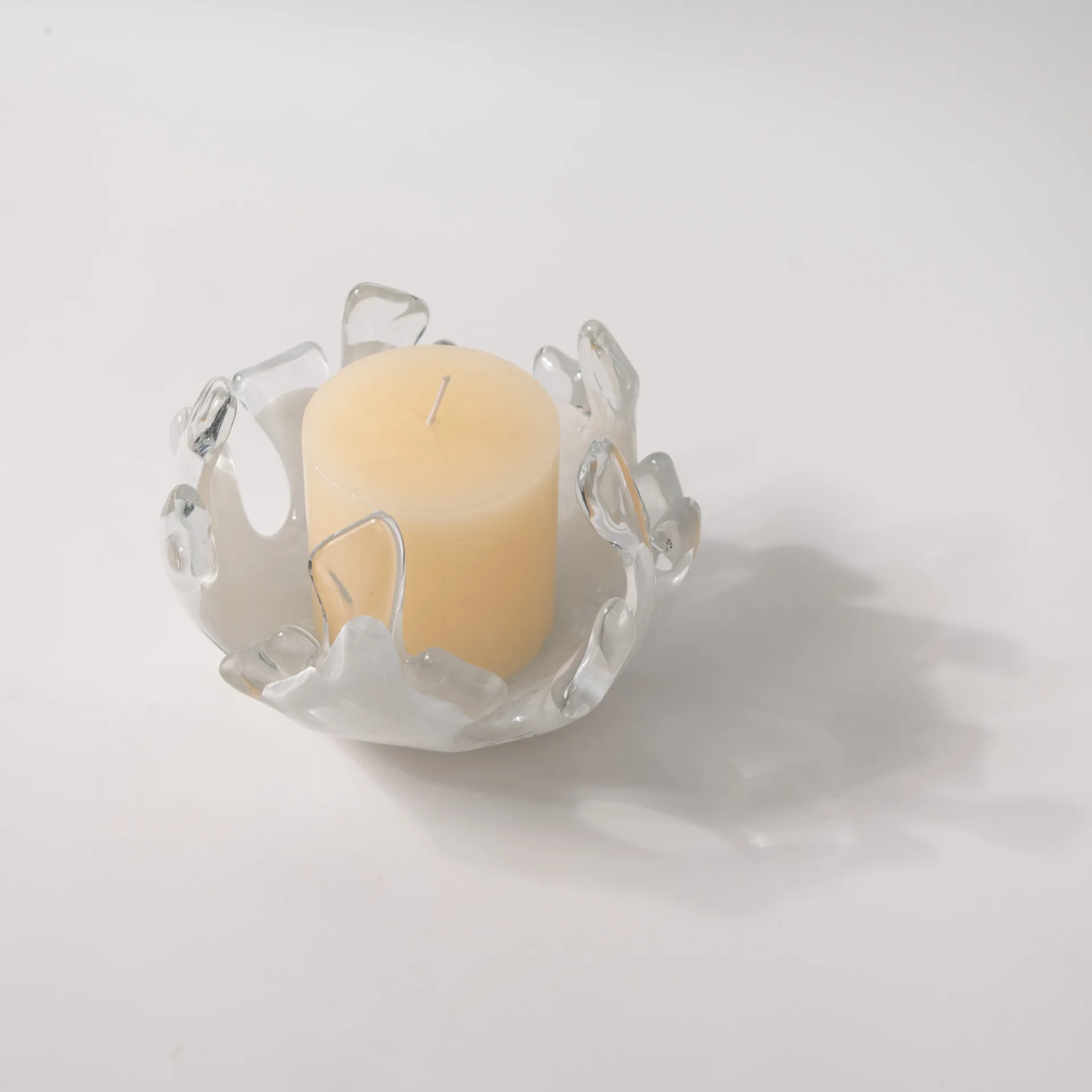 DSA medieval glazed art candlestick ornament special-shaped claw white candlestick study desktop decoration creativity