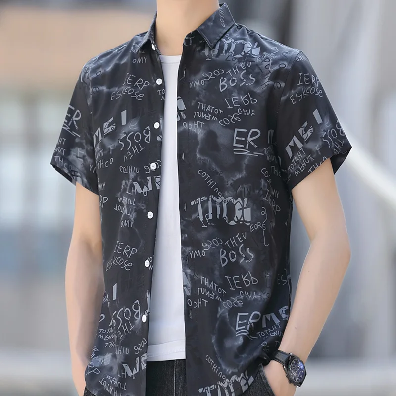 

2026 Summer Men's Silk-Soft Elastic Printed Short-Sleeved Shirt