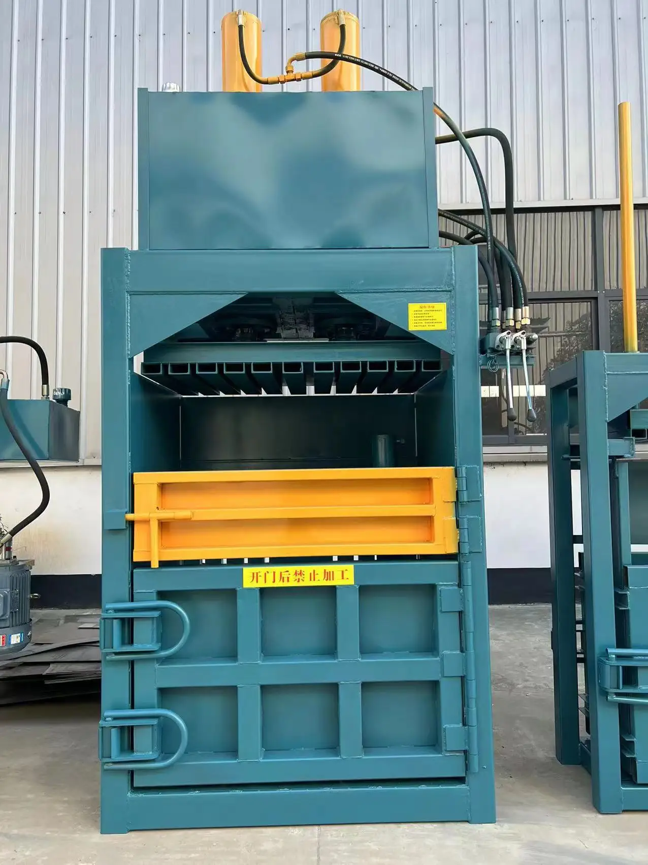 Baler Semi Automatic Vertical Garbage Station Scrap Hydraulic Baling Press Machine Cardboard Plastic 60T Baler Compactor