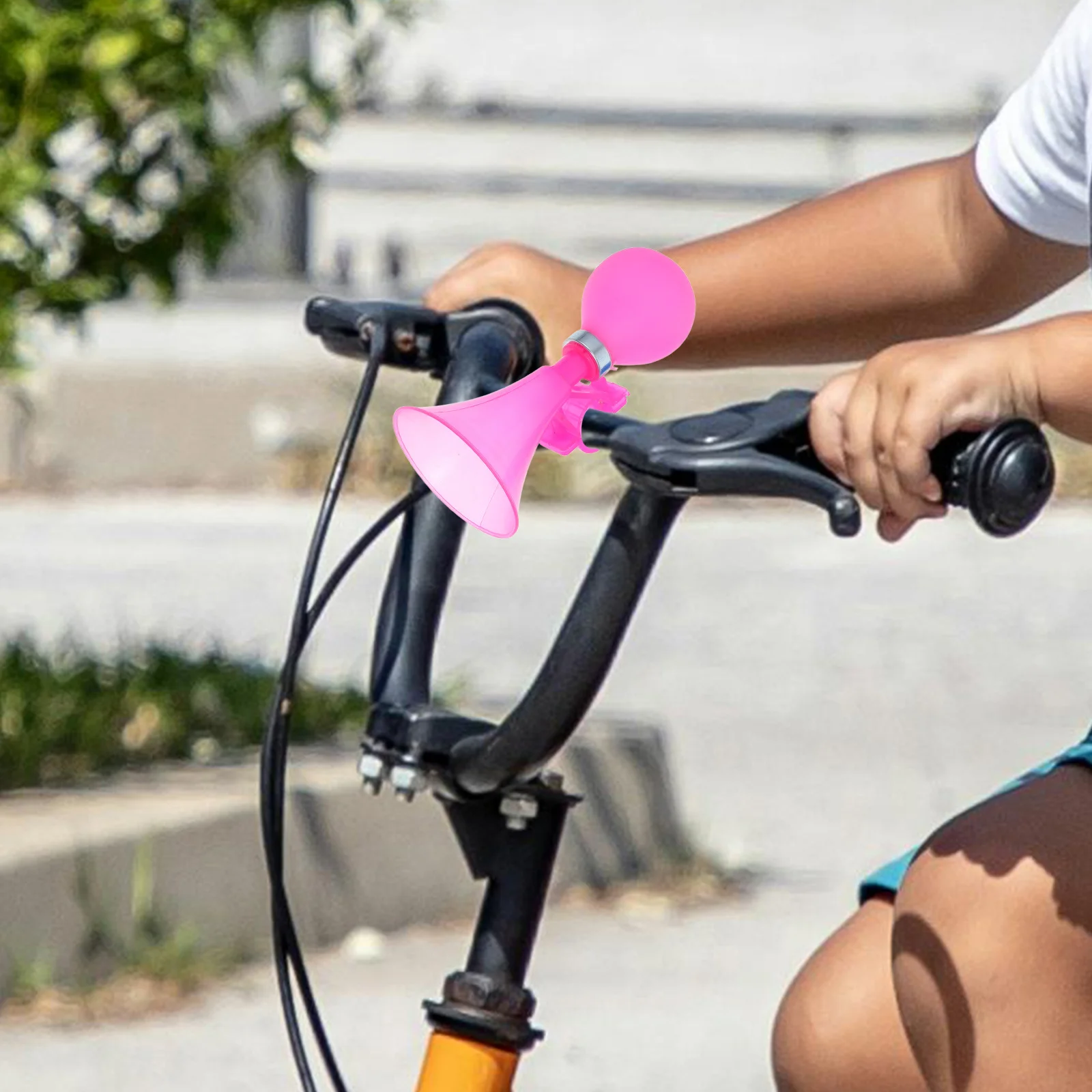 

3Pcs Bike Air Horn High Decibel Bicycle Horn for Handlebars Universal Fit for Scooter Mountain Bike Commuter Cycling Safety