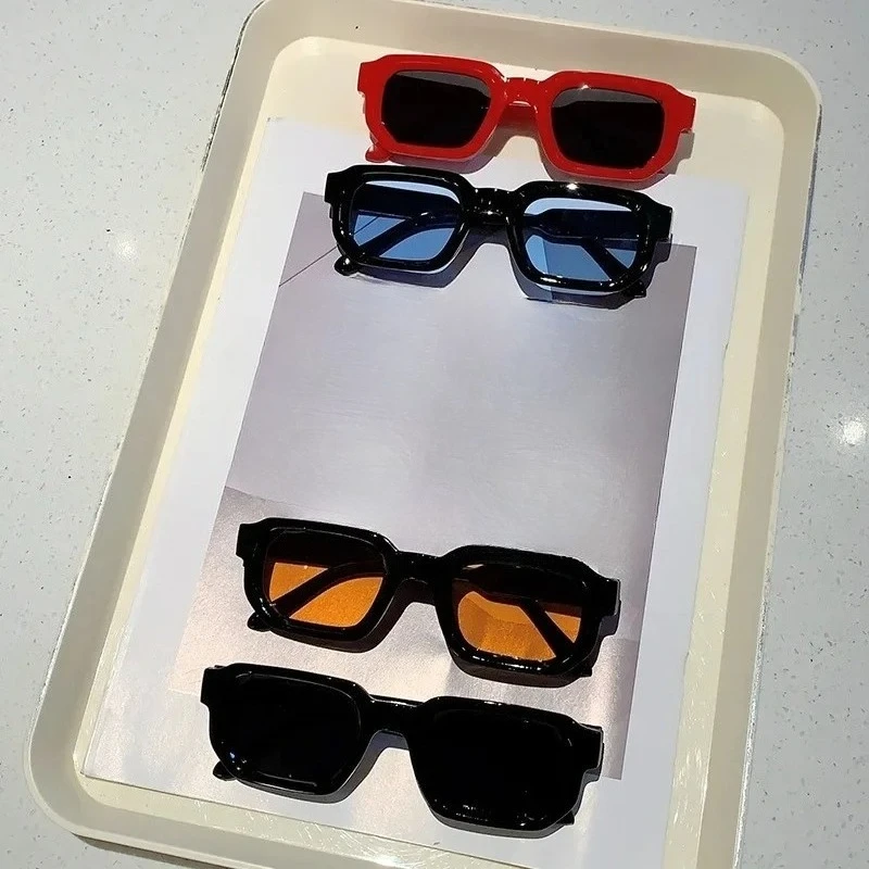 1/4 Stück neue Vintage-Sonnenbrille in rechteckiger Form, UV400-Schutz, luxuriöser Modestil, Unisex-Streetwear-Brille