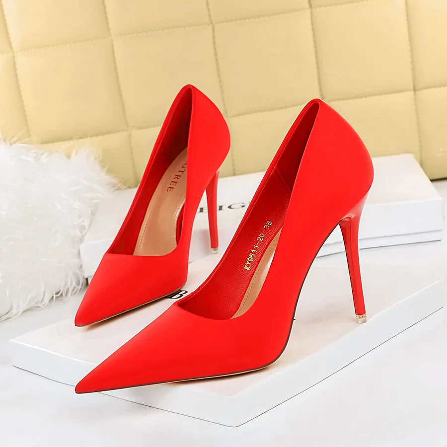 

Korean Edition Fashion Elegant And Slim Thin Super High Heels Satin Shallow Mouth Pointed Toe Single ladies shoes women pumps