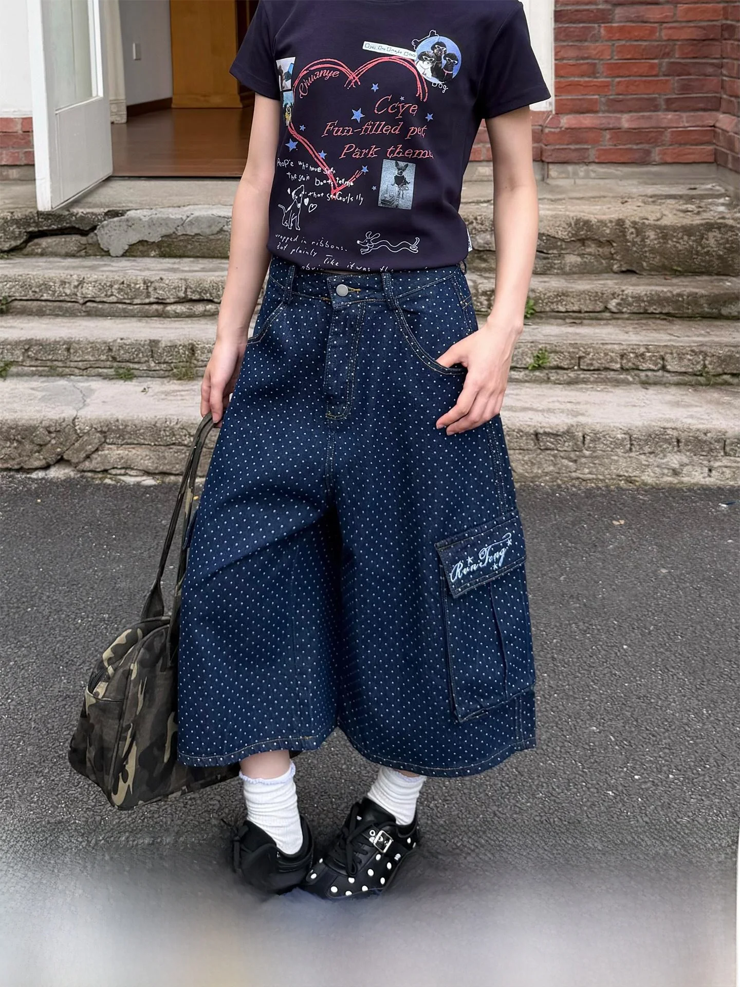 

Don Cry Casual Embroidered Denim Shorts Men Women Summer Wide Leg Seven Tenths Pants Polka Dot Pattern Resistant Wear