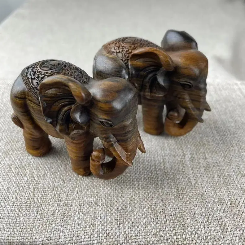 

High-quality High-grade Incense Wood Carving Handle Animal Wealth Elephant Auspicious Handmade Crafts Small Ornaments