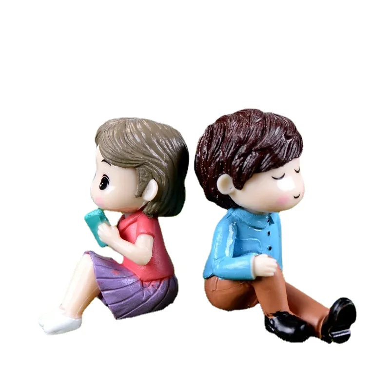 2pcs Romantic Couple Miniature Figurines Cake Decoration Material DIY Landscape Jewelry Fairy Garden Miniatures Home Decor