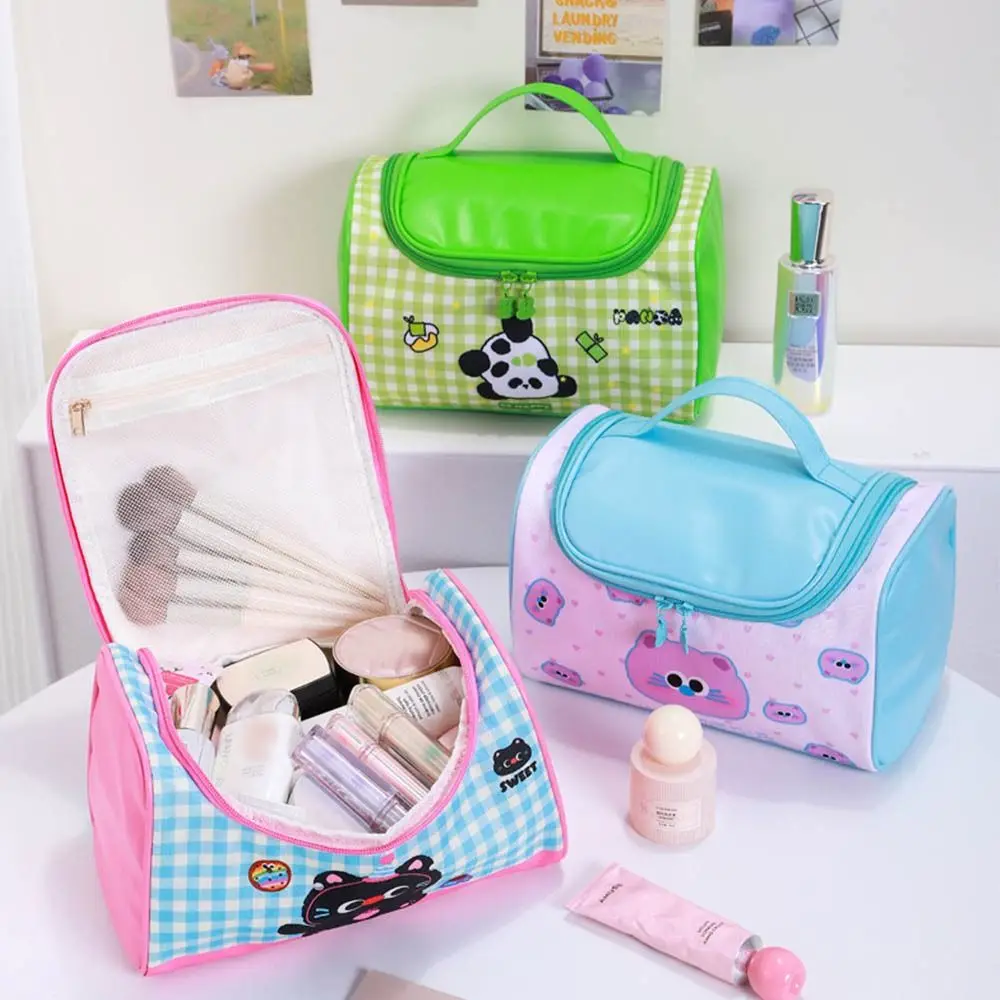 

Cartoon Large Capacity Kitten Makeup Bag Handheld Cat Washing Bag Panda Korean Style Toiletry Bag Woman