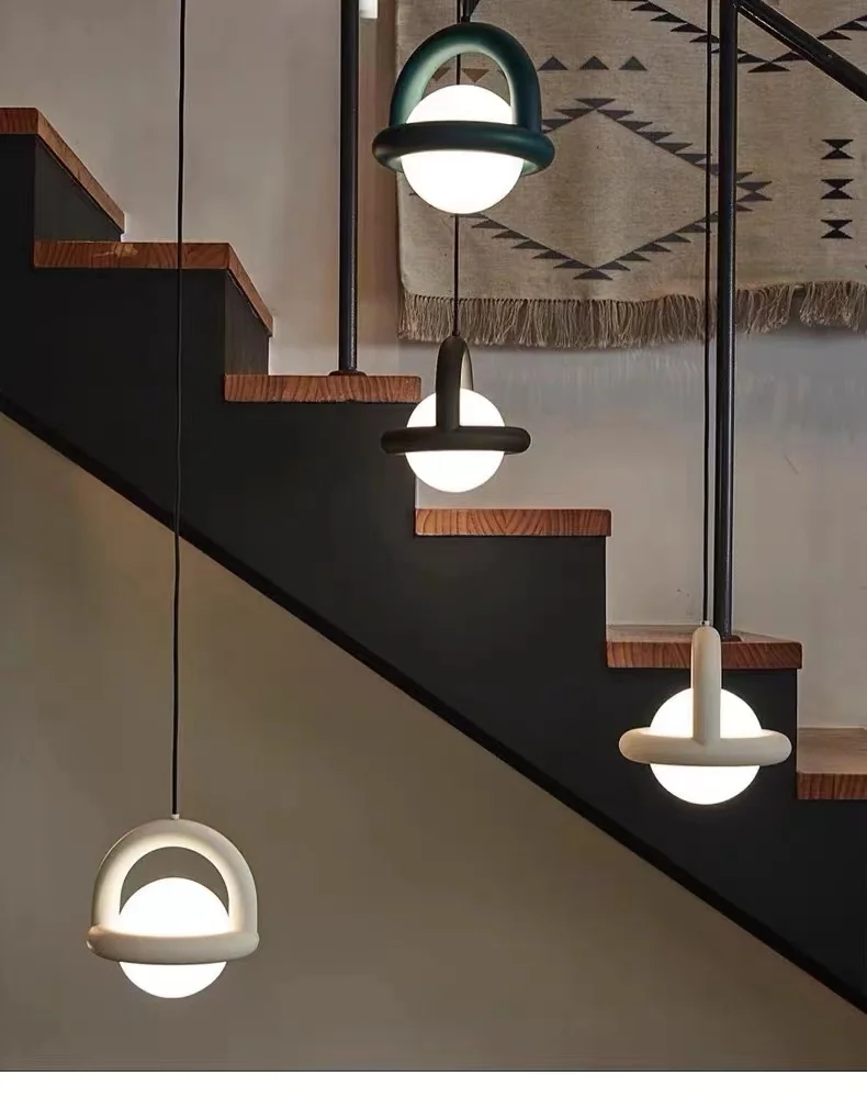 

Лампа из воздушного шара Прикроватная люстра для спальни Художественная лампа Кафе-барный столик Маленькая люстра