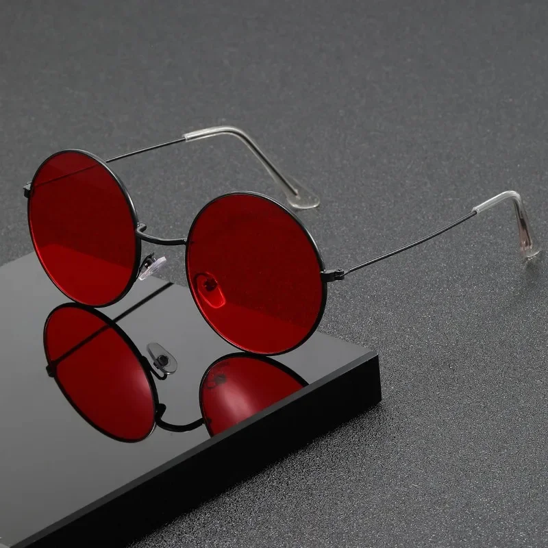 Retro New Punk Style Sunglasses Red Round Metal Frame Sun Glasses Women Fashion Eyeglass UV400 Driver Eyeglasses