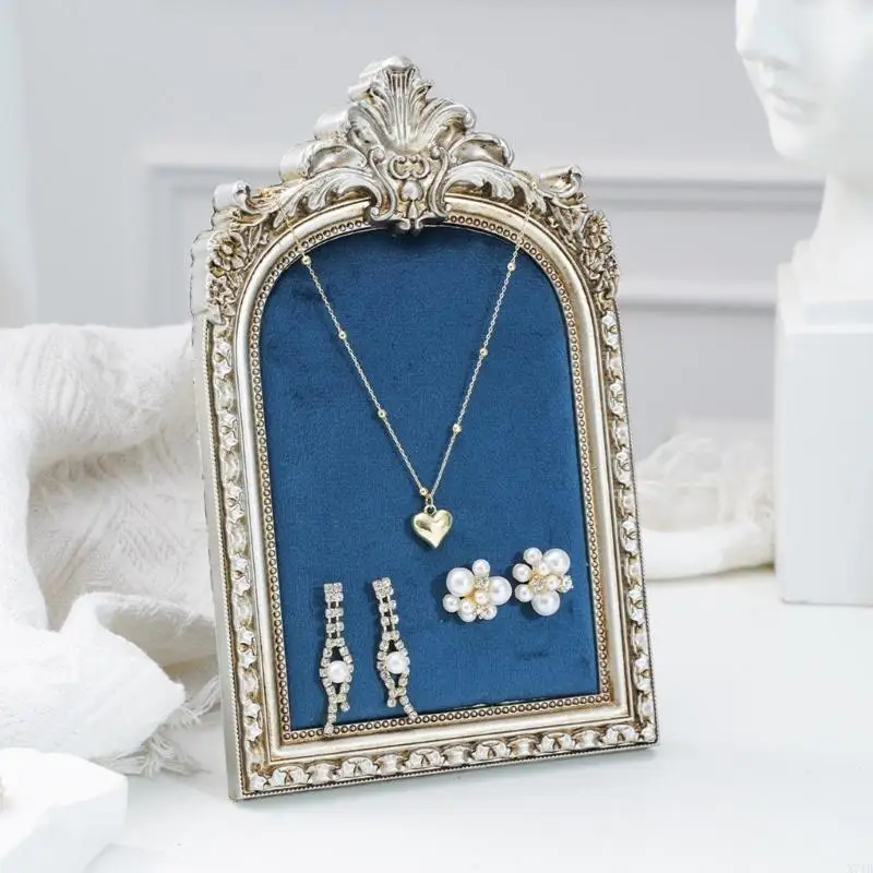 

Antique Theme Jewelry Holder Earrings Display Stand Resin Texture for Brooch