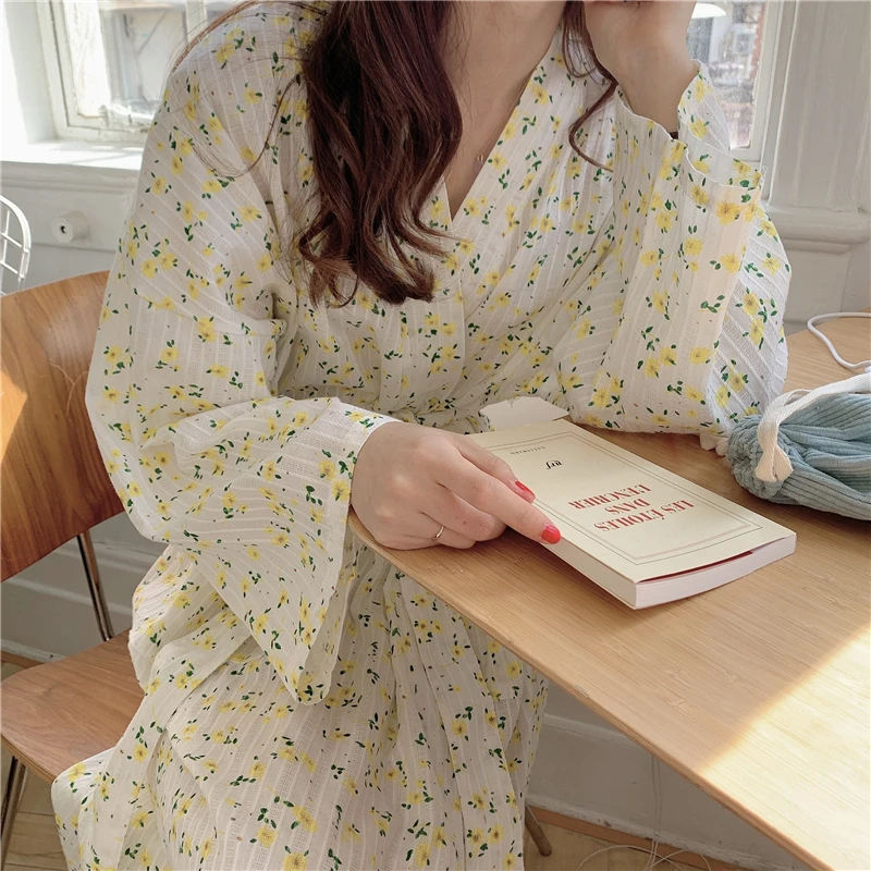 Lovely Autumn Cotton Long Kimono Pajamas Women V-Neck Long Sleeve Lace Up Sleepwear Night Dress Floral Print Nightgown