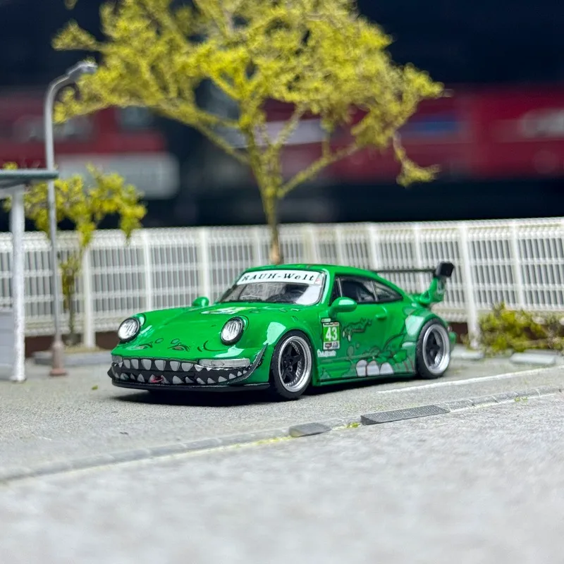 Flame 1/64 RWB 993 964 Różowo-Zielony Dinozaur Metalowy Model Auta Zabawka Prezent