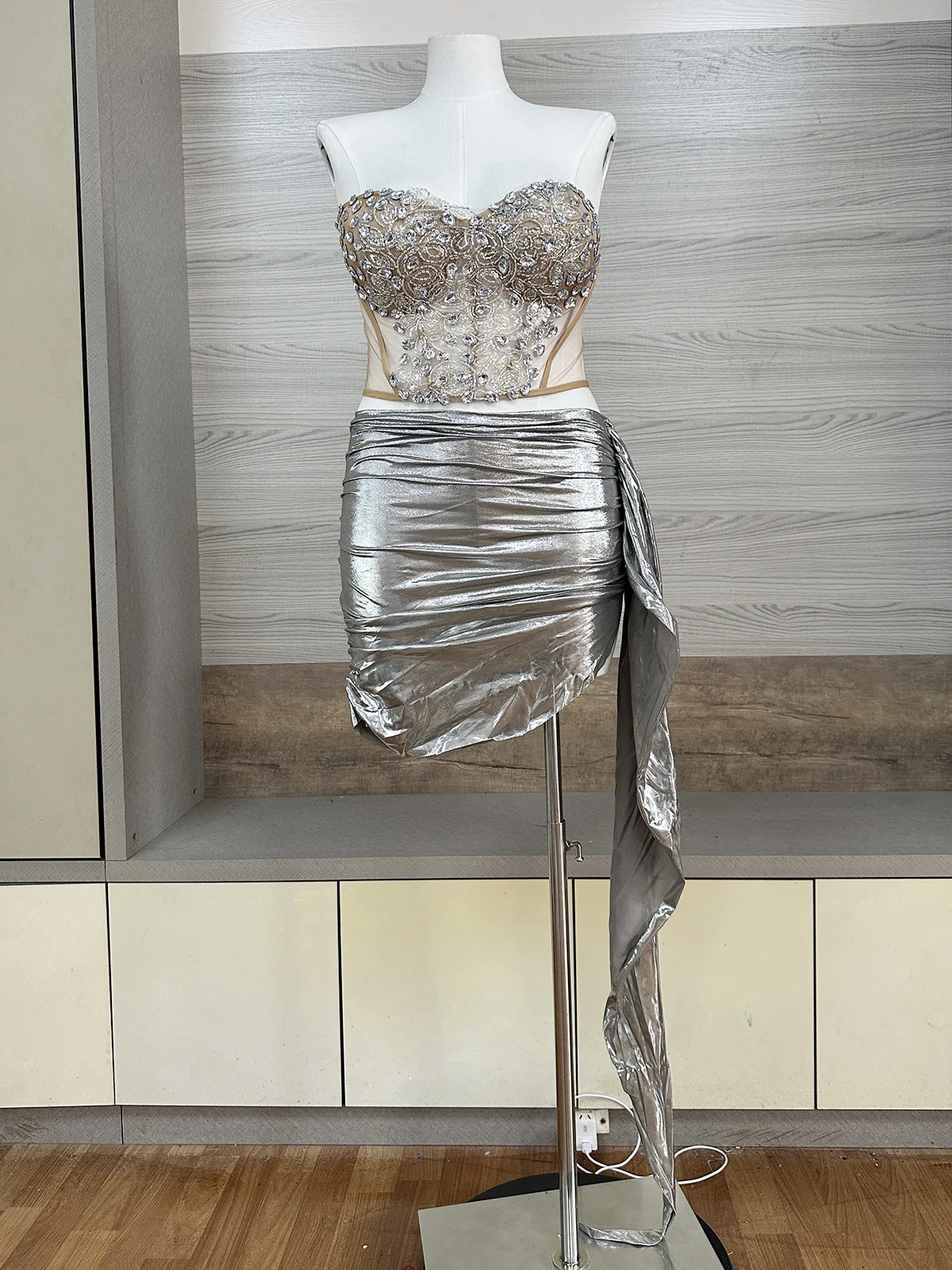Women Silver Nude 2 Piece Set Rhinestone Corset Top Metallic Ruched Mini Skirt Side Train Sexy Stage Showgirl Party Drag Queen