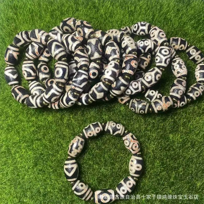 Tibetan-style vintage aged patina orange peel pattern blood-streaked Dzi bead agate bracelet single bead size15*22MM