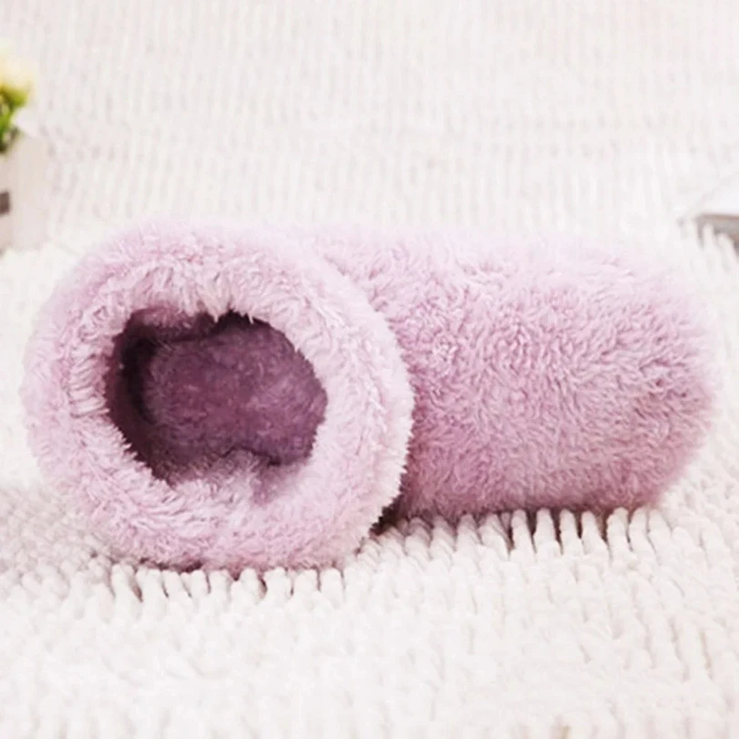 Winter USB Electric Heating Shoes for Women Men Comfortable Plush Foot Warmer Washable Heated Shoes Indoor Outdoor