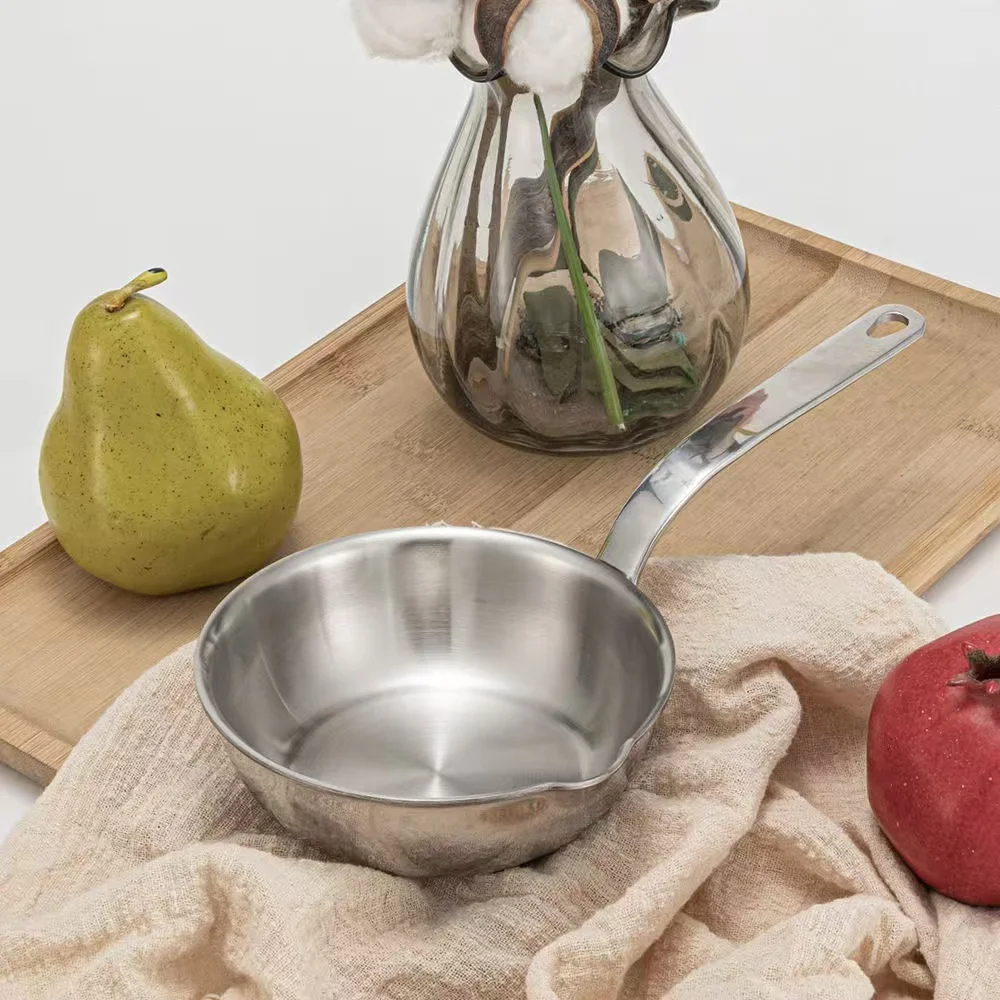 

12cm Stainless Steel Oil Pot Egg Frying Pan Mini Soup Milk Pot Cooking Saucepan Scalding-proof Kitchen Tool Cookware Accessories
