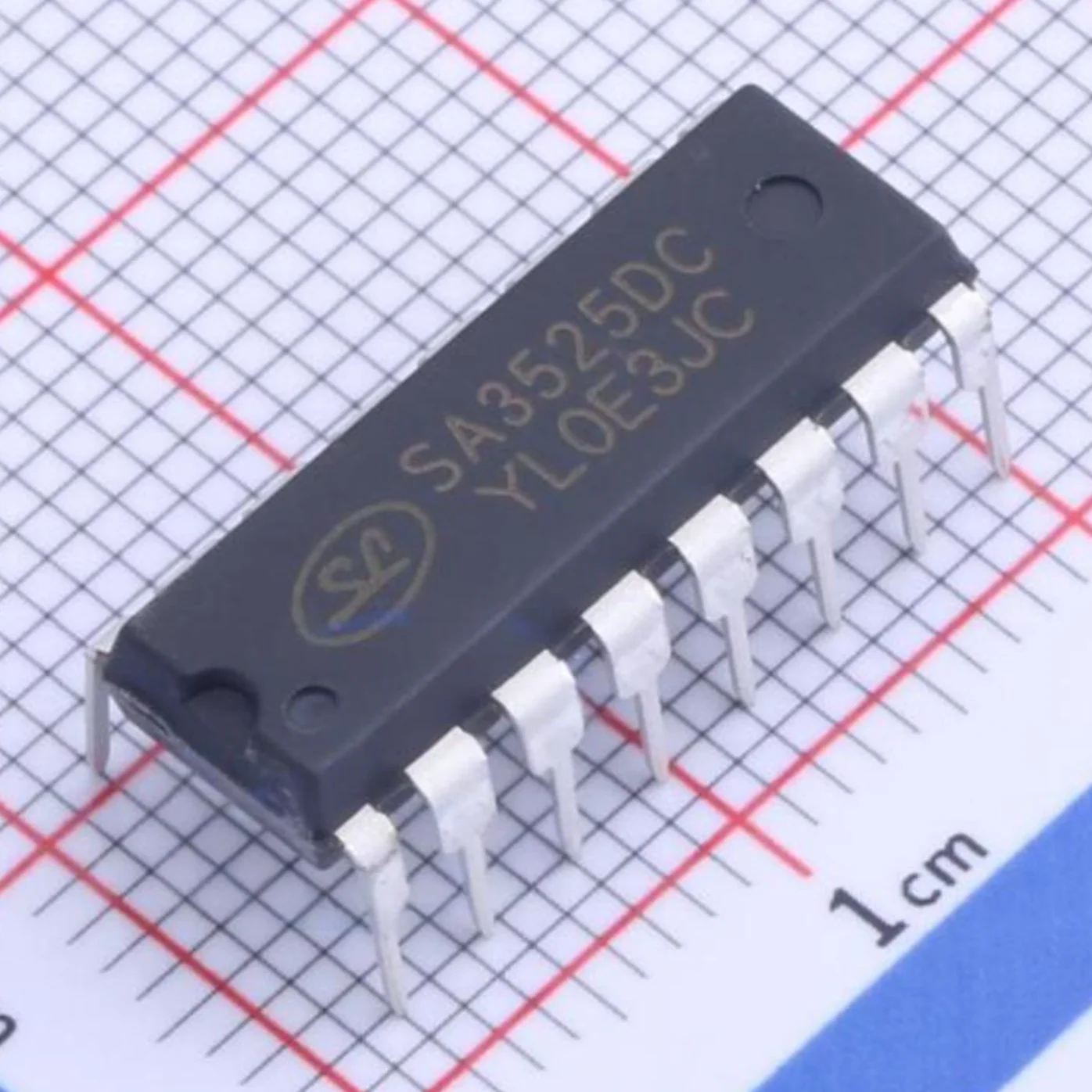 SA3525DC DIP-16-300mil DIP16PIN Original 8V~35V 400mA 0.4A 400kKHz IC DC-DC Power Chip PWM Controller DIP-16-300-2.54 SA3525DC
