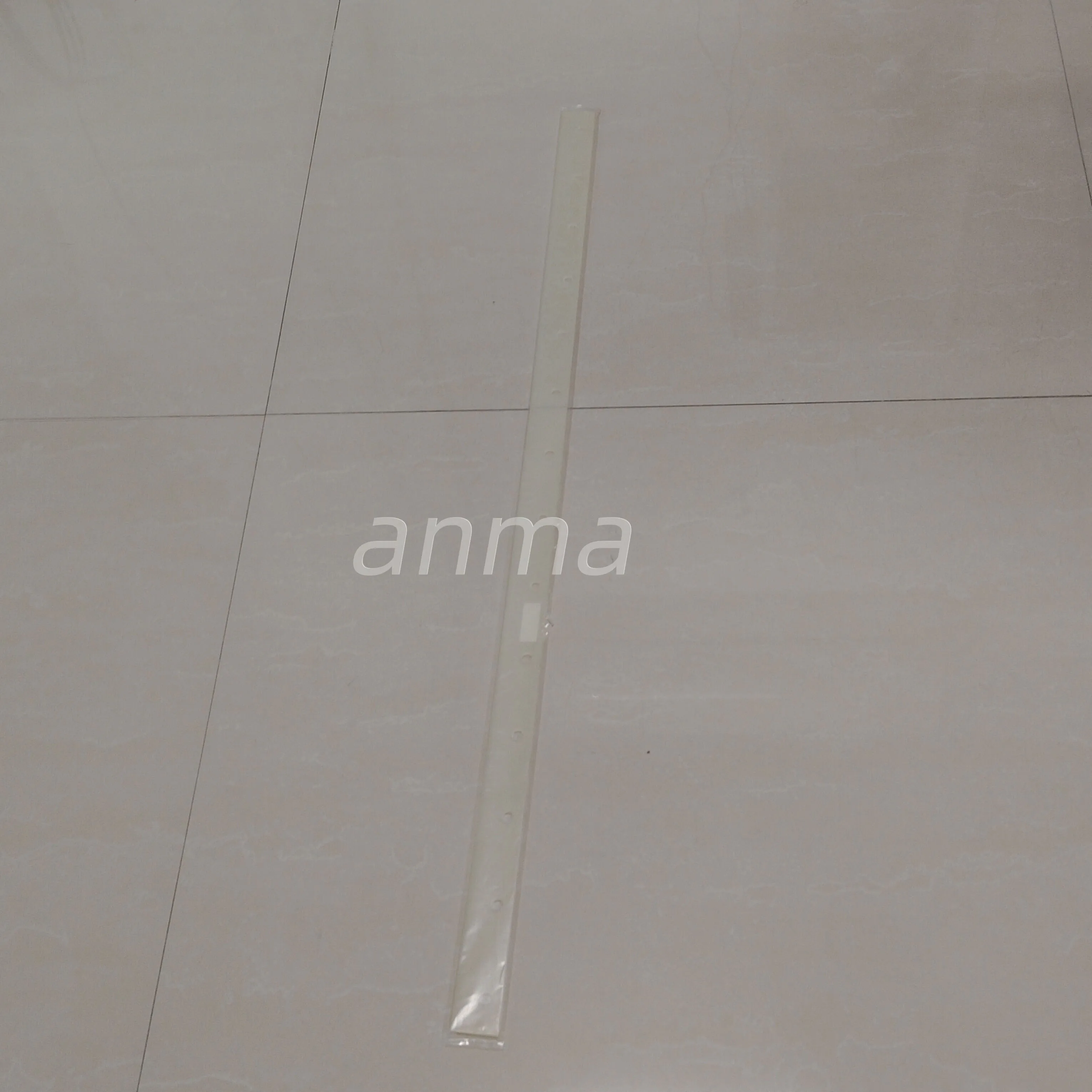 

1 шт. лезвие для очистки печатных машин Ryobi 920, 1006×35×5 мм, 14 отверстий