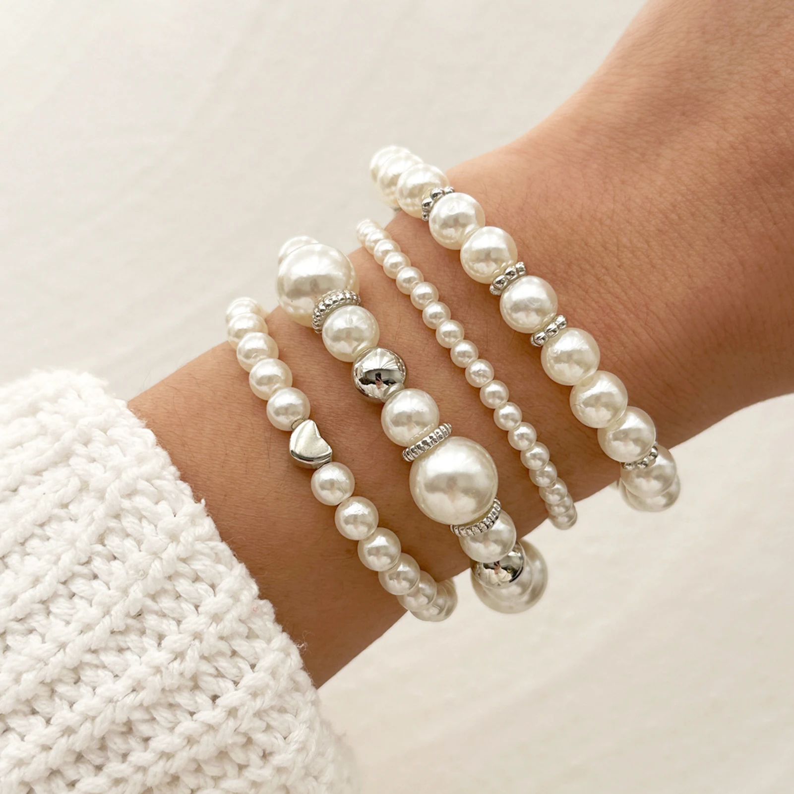 4 stücke Perle Perlen Armband Für Frauen Sommer Strand Unregelmäßige Perle Stapeln Kette Armband Mädchen Mode Schmuck Hand Zubehör