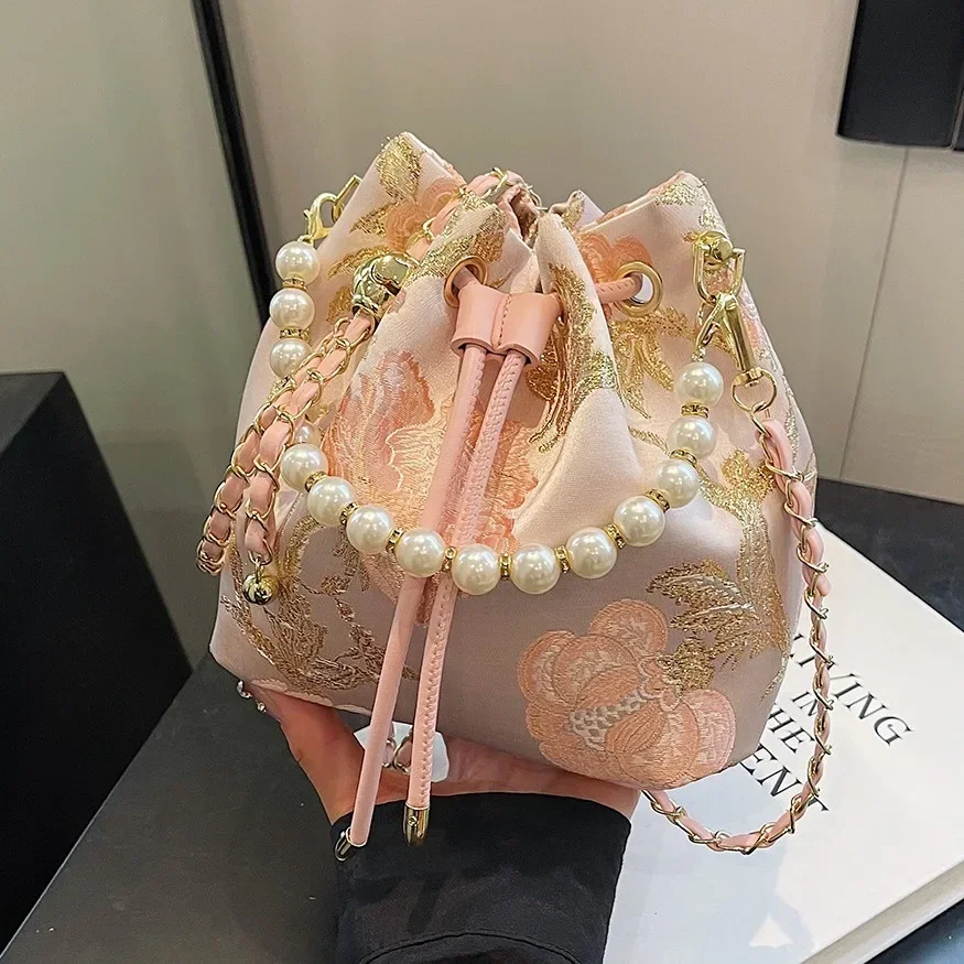 

2025 Women's New Chinese Style National Bucket Bag | Pearl-Adorned Portable Fashion Shoulder Messenger | Versatile Crossbody