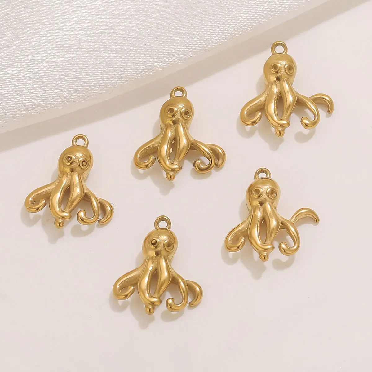 

5pcs/Lot Gold Stainless Steel Octopus Pendants Charm for DIY Necklace Bracelet Pendant Jewelry Accessories Crafting Wholesale
