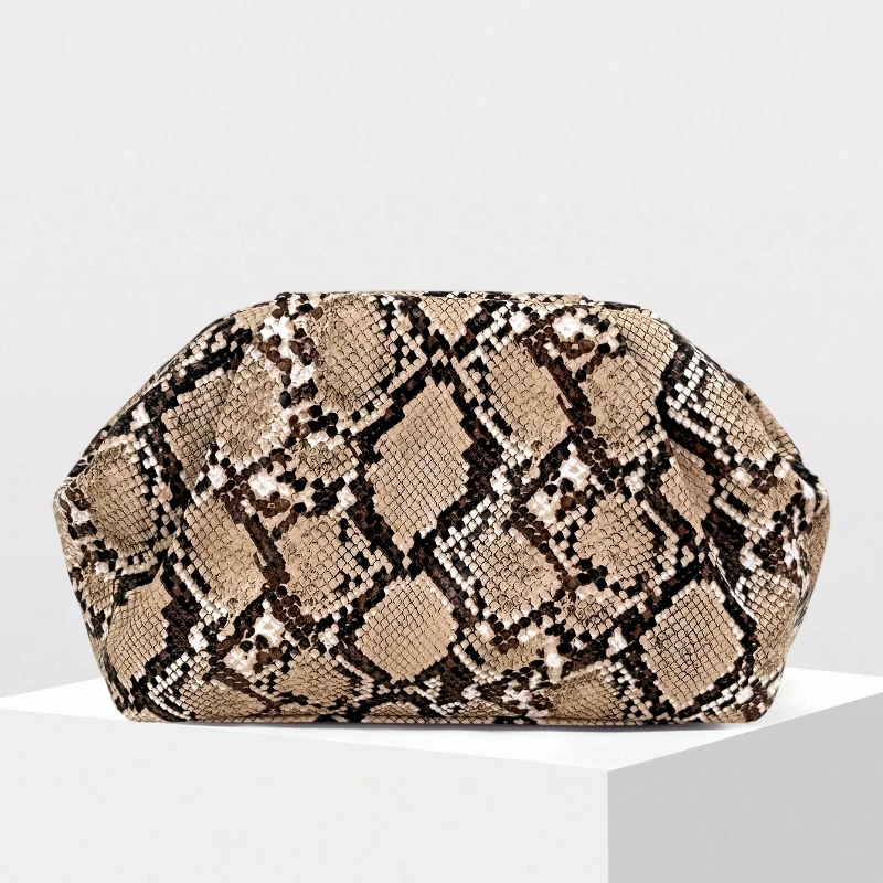 Vintage Snake-patterned Cloud Clutch Bag 2026 Autumn New Retro Snake Skin Patterned Bag Clasp Evening Party Dress Wedding Bag