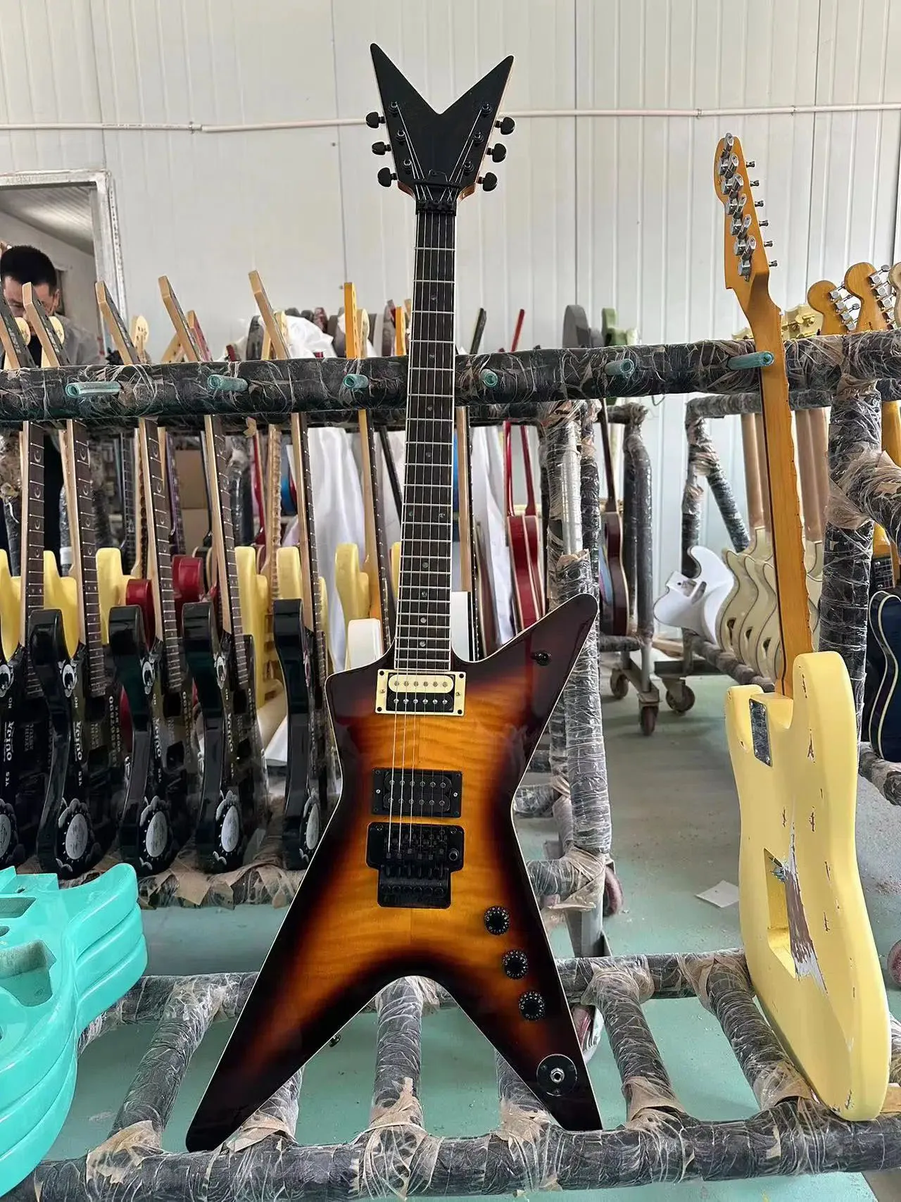 Dean Dimebag Darrell  Guitar Rose wood fingerboard, including shipping, available in stock