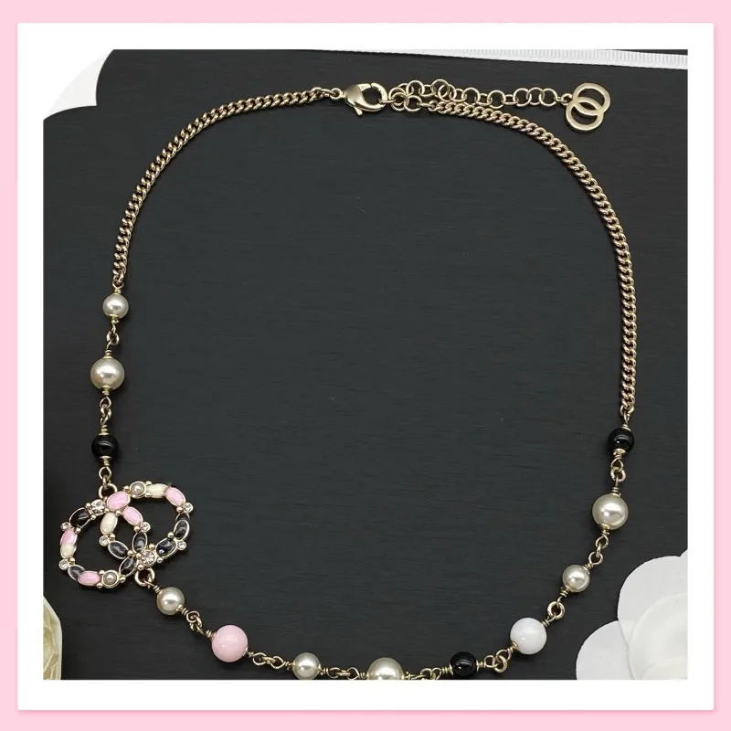 

New Pearl Double Letter Necklace Vintage Fashion Clavicle Chain Premium Sweater Chain