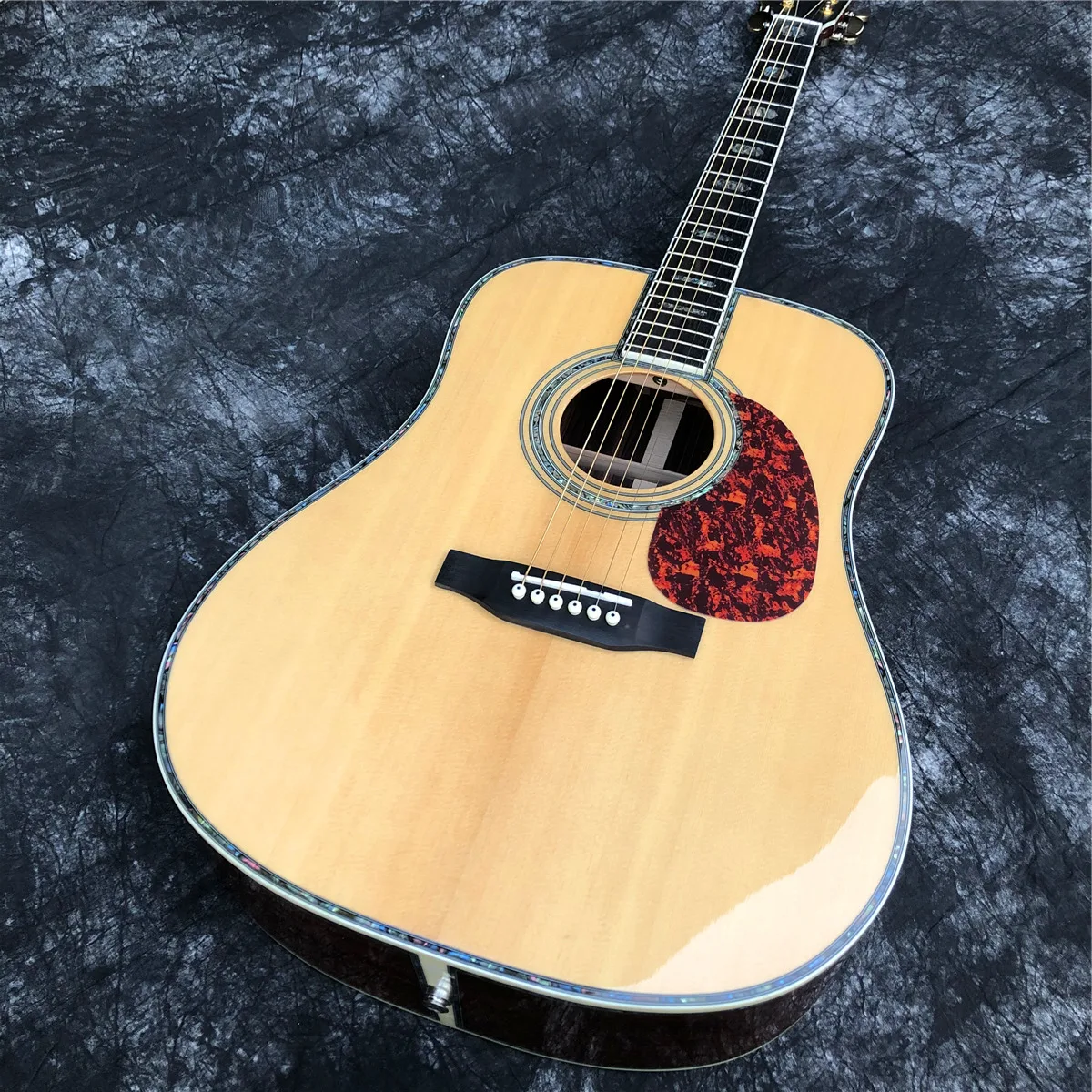 

Top Quality 41 Inches D Type 45 Model Solid Spruce Acoustic Guitar Ebony Fingerboard Rosewood back And Sides Guitarra