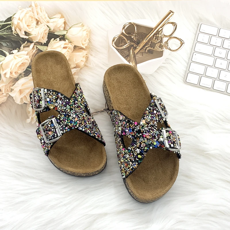 

Slippers Women Luxury Bling Bling Rhinestone Flat SandalsFashion Beach Sandal Outdoor Flip-flops