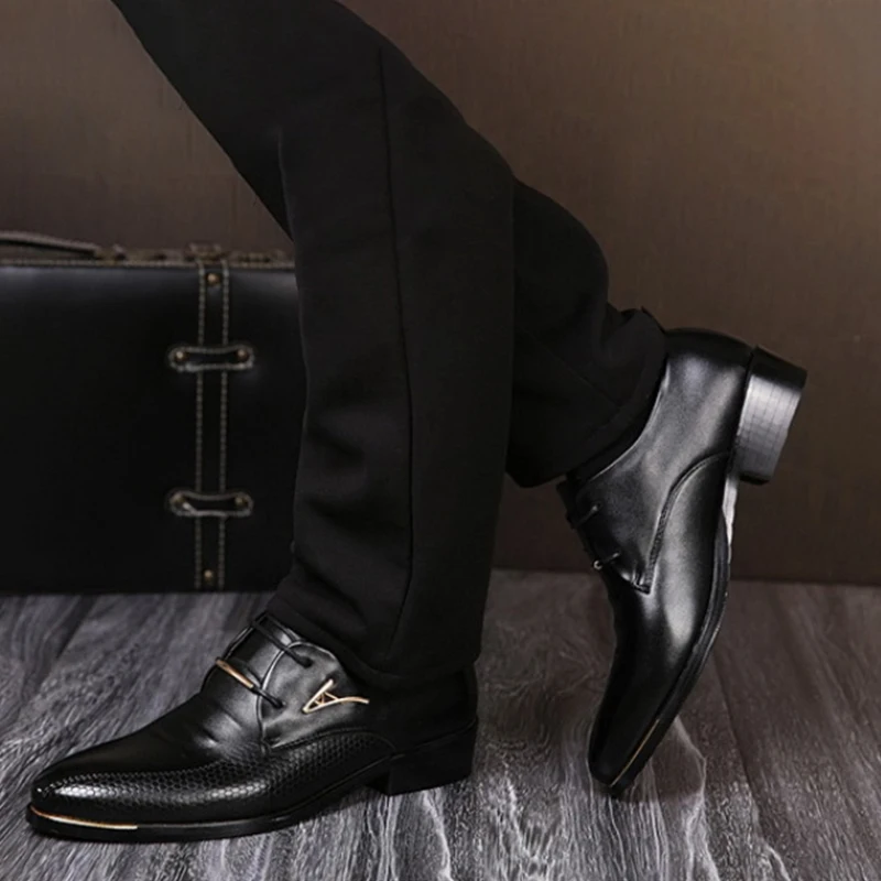 

Pointed Toe Formal Leather Dress Shoes Lace Up Business Oxfords With Metal Decoration Plus Size Groom Wedding Footwear Simple