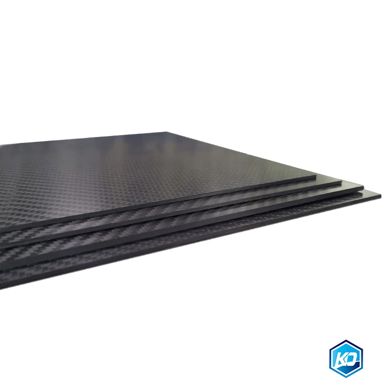 0.5-5MM 125X75 mm 3K Twill Matte glossy  Carbon Plate Panel Sheets High Composite Hardness Material Anti-UV Carbon Fiber Board