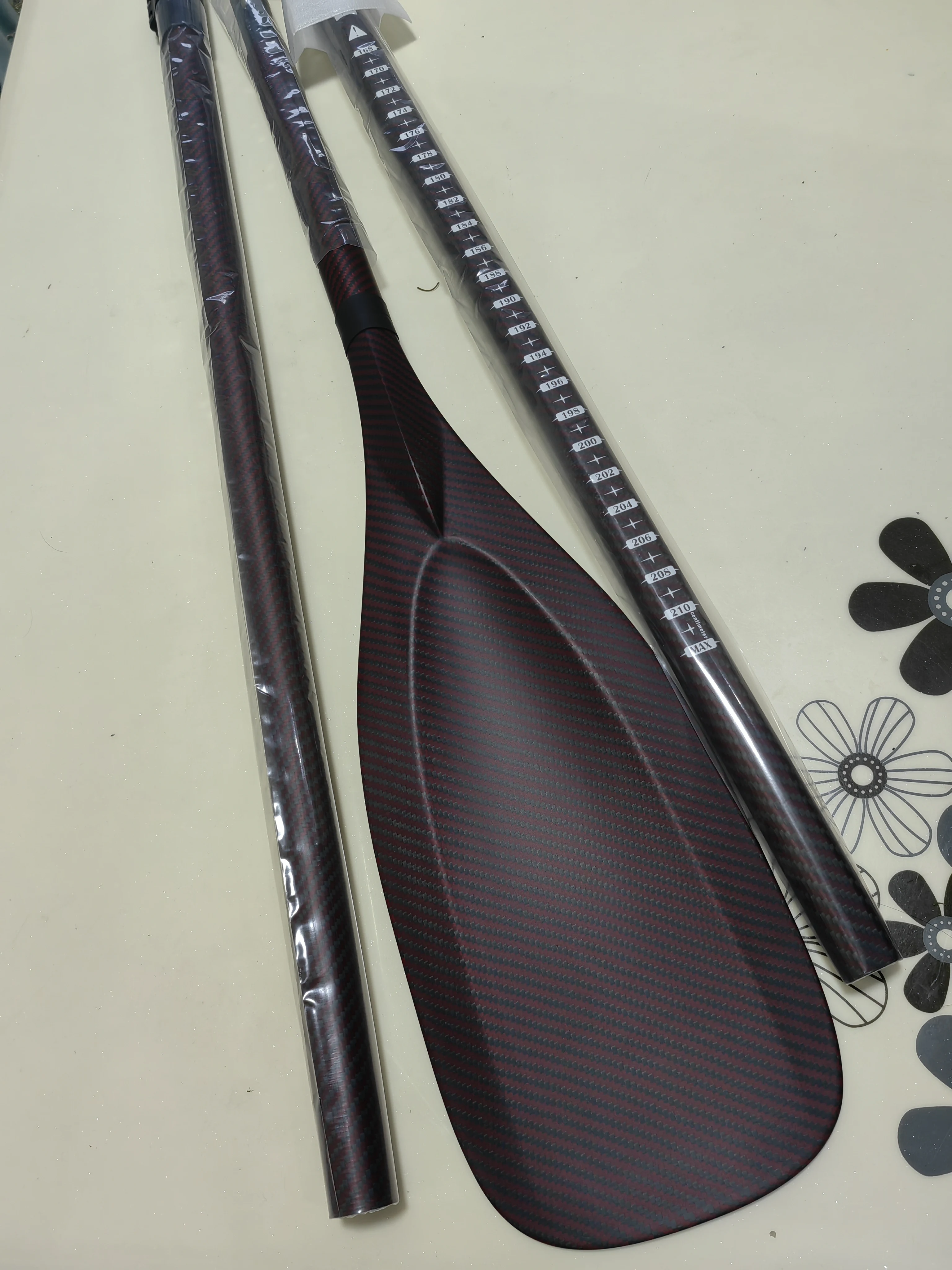 Carbon Kevlar SUP Paddle – Lightweight Adjustable Stand-Up Paddleboard Oar with Anti-Twist Shaft, Shark-Fin Blade & UV-Resistant Finish for Adults & Youth 6