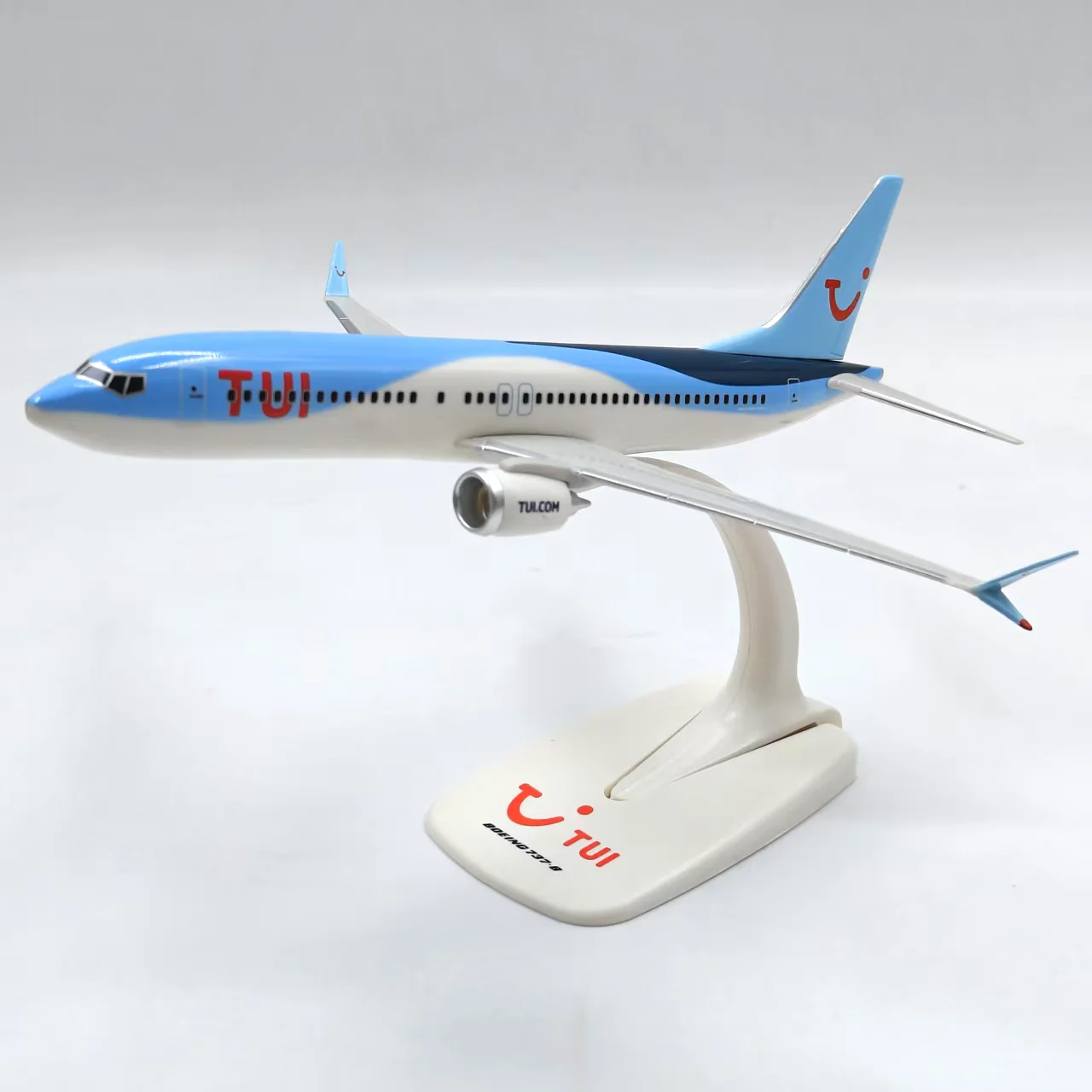 

Литая под давлением масштаб 1:200 TUI Boeing 737-8, модель самолета из сплава, Коллекционная игрушка, подарок, сувенир, украшение для дисплея