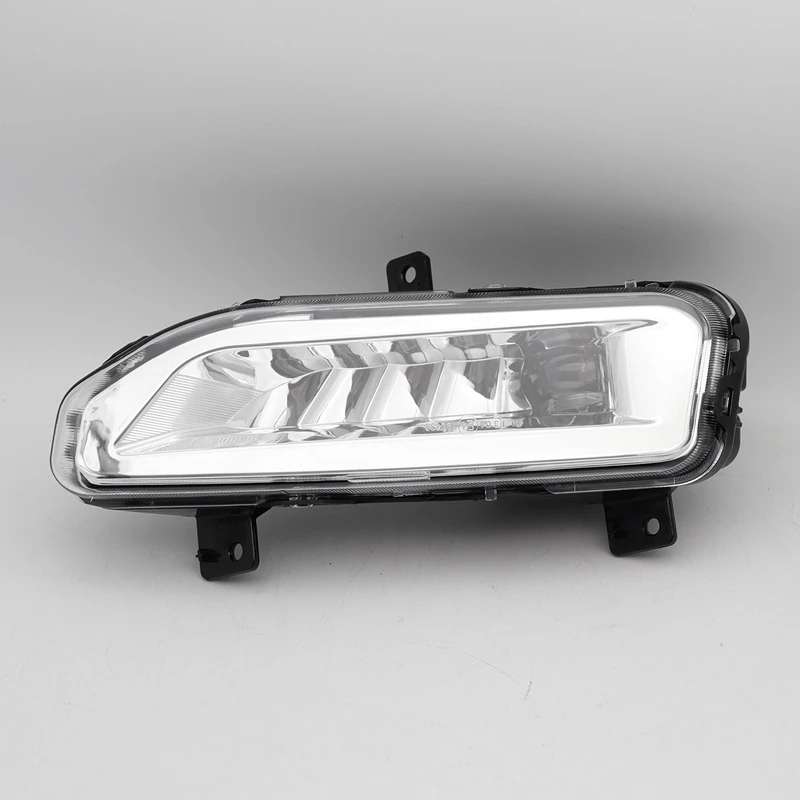 1Pair Front Bumper Driving Headlights LED Fog Light Lamp Parts For Nissan X-Trail Micra Qashqai Sentra Almera Sunny 2017-2022