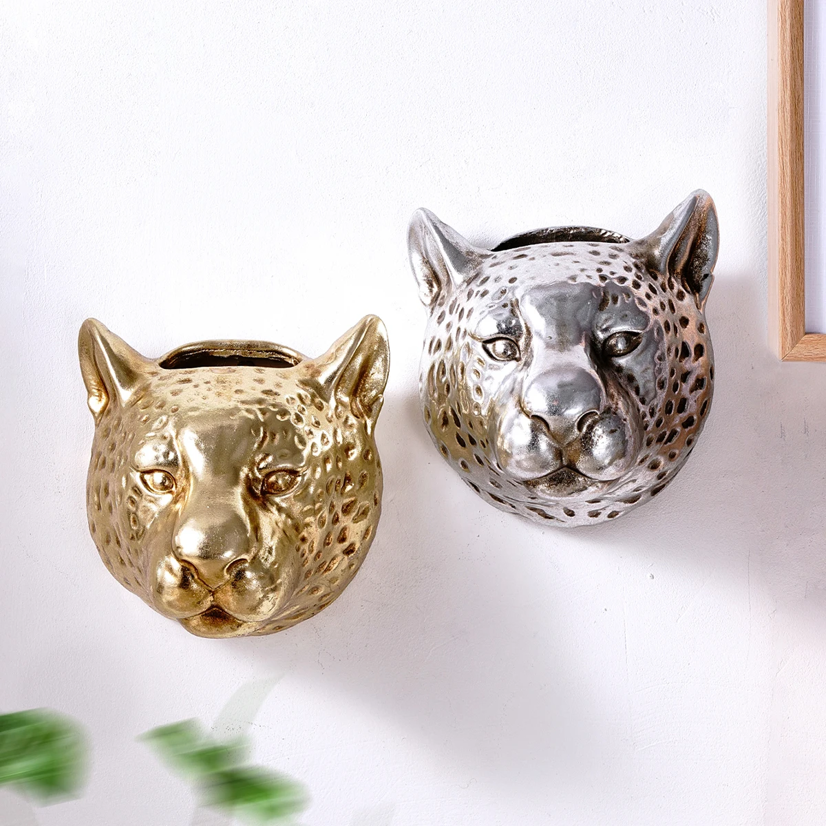 1PC, European Vintage Style Gold and Silver Leopard Head Wall Decoration Hanging Piece, Wall Decoration Flower Holder Decoration