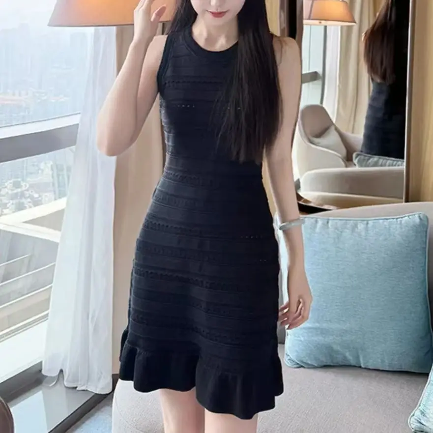 

High Quality Summer New Fashionable Sleeveless Elastic Women's Knitted Short Piece, Hip Hugging Slim Fit Versatile Dress
